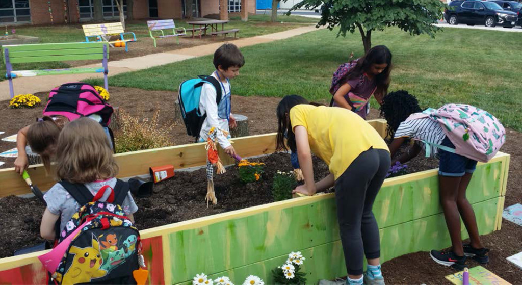 Bridgeway Elementary Updates School Garden With Bridgeton Landfill 